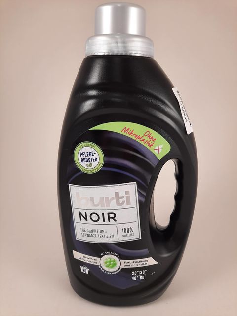 Средство синтетическое жидкое BURTI Noir для стирки чёрного и тёмного белья, 1,45л