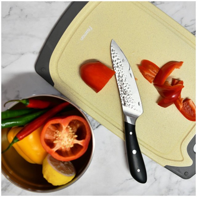 8018 FISSMAN Доска разделочная 40x24x0,8см (пластик+ТПР)