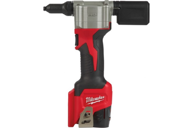 Аккумуляторный заклепочник Milwaukee M12 BPRT-201X