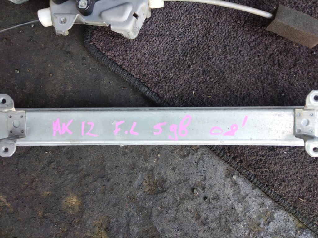 Стеклоподъемный механизм на Nissan March AK12 80730-8990B, Переднее Левое расположение