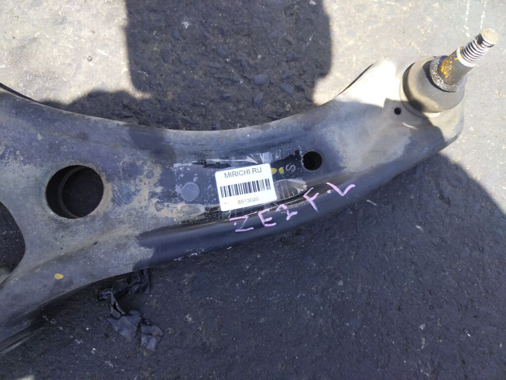 Рычаг на Honda Insight ZE2 LDA, Переднее Левое расположение