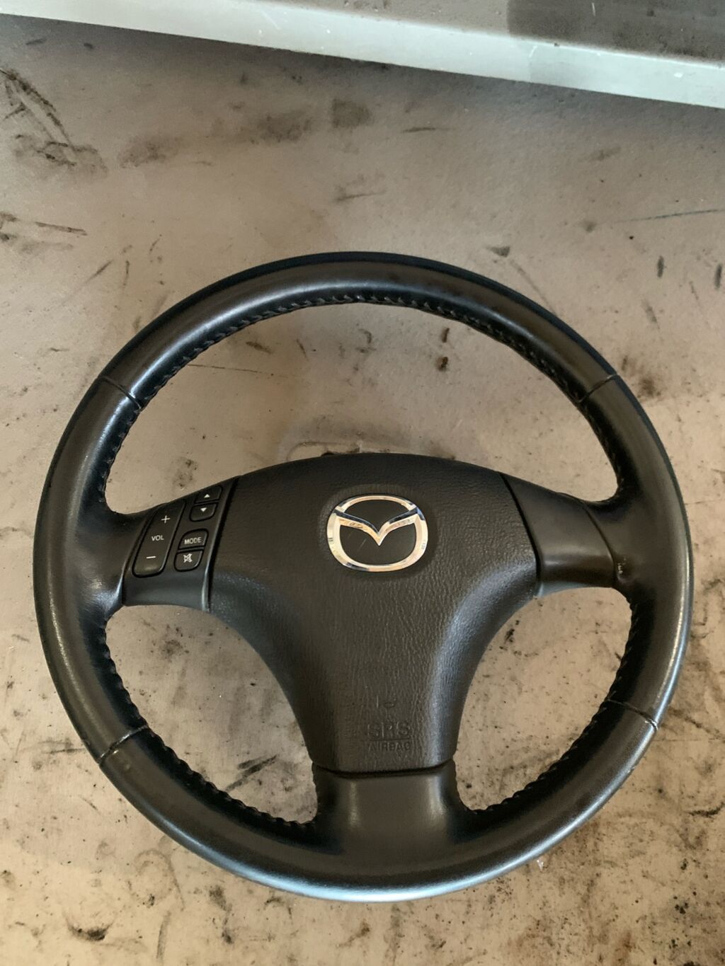 Руль на Mazda Atenza GG3S