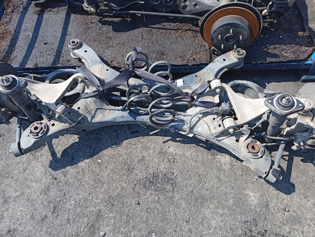 Балка подвески на Nissan Murano TZ51 QR25DE, Заднее расположение