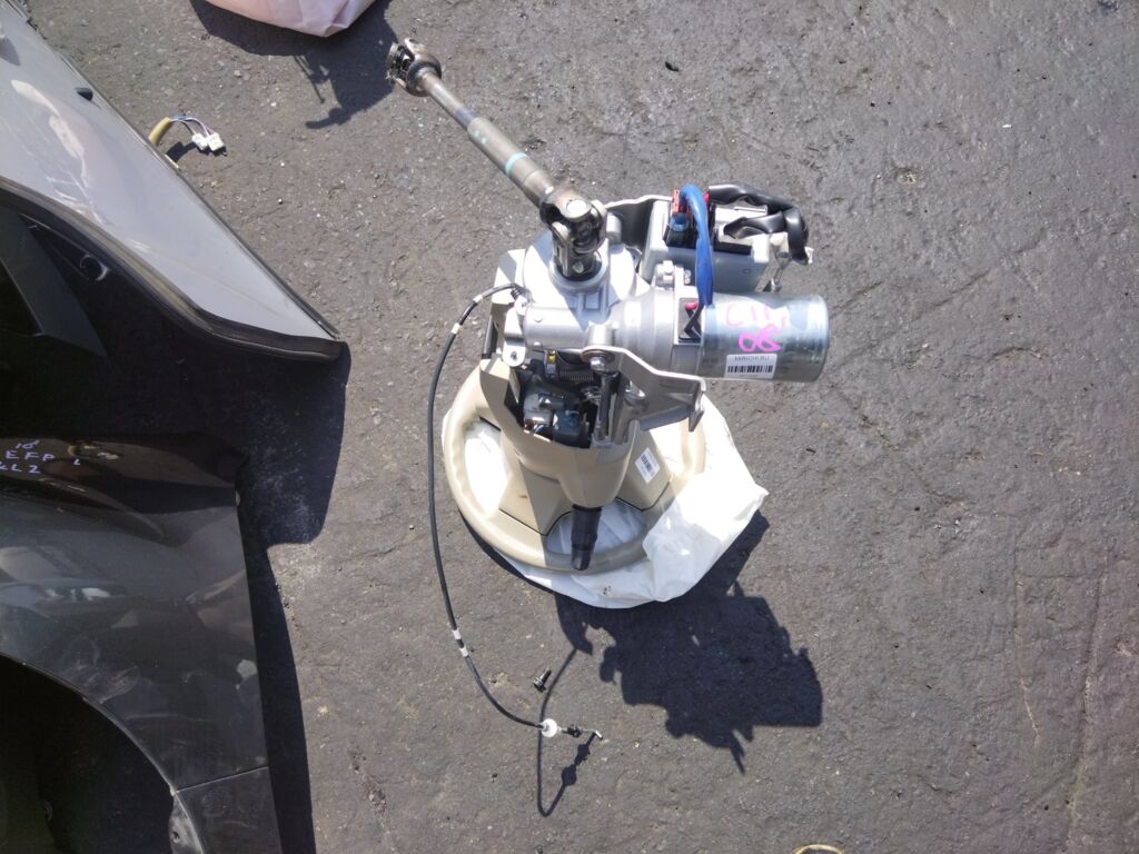 Рулевая колонка на Nissan Tiida C11