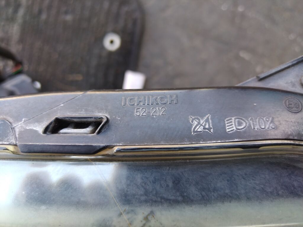 Фара на Toyota Ractis NCP120 52-212, Левое расположение