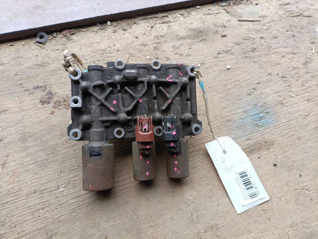 Соленоид на Honda Fit GD1 L13A Фото 2