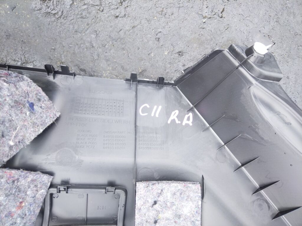 Обшивка багажника на Nissan Tiida C11 84950-ED000, Заднее Правое расположение