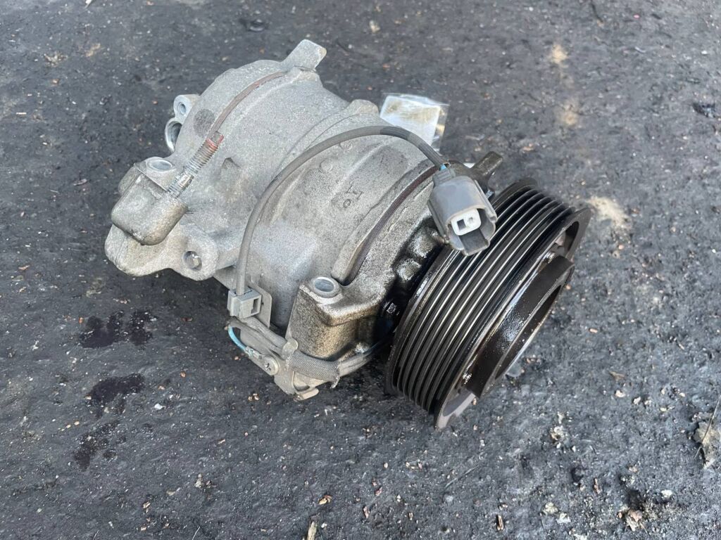 Компрессор кондиционера на Honda Elysion RR1 K24A
