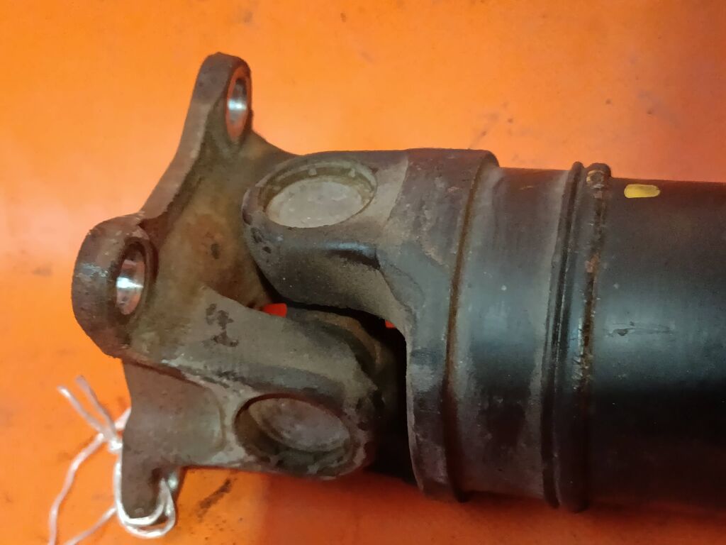 Кардан на Toyota Crown Estate JZS173W 1JZ-GE 37100-30740, Заднее расположение