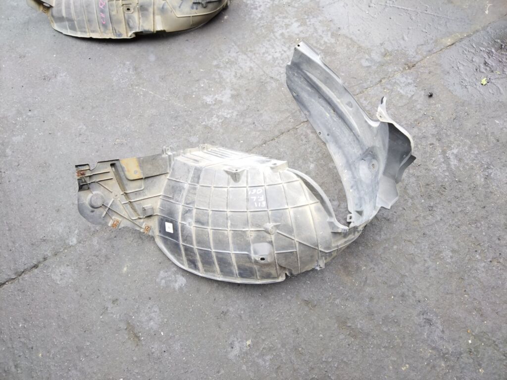 Подкрылок на Nissan Note E11 HR15DE 63843-1U600  212629  2711FL-1B  2711FL1  2711FL1T  63841-9U20A  63841-9U20B  63843-9U000  915.NS11115L  974591  DS11174AL  IK-1217  ST-DTE1-016L-2, Переднее Левое расположение