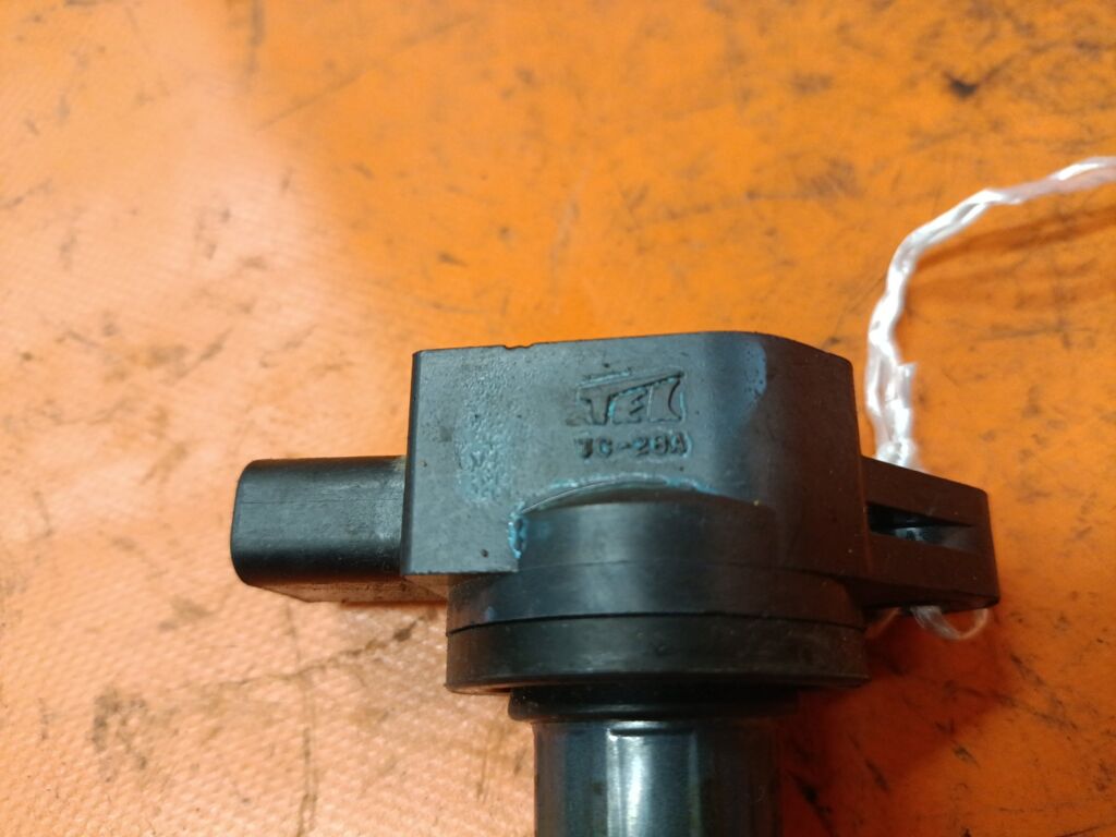 Катушка зажигания на Honda Stepwgn RF3 K20A Фото 3
