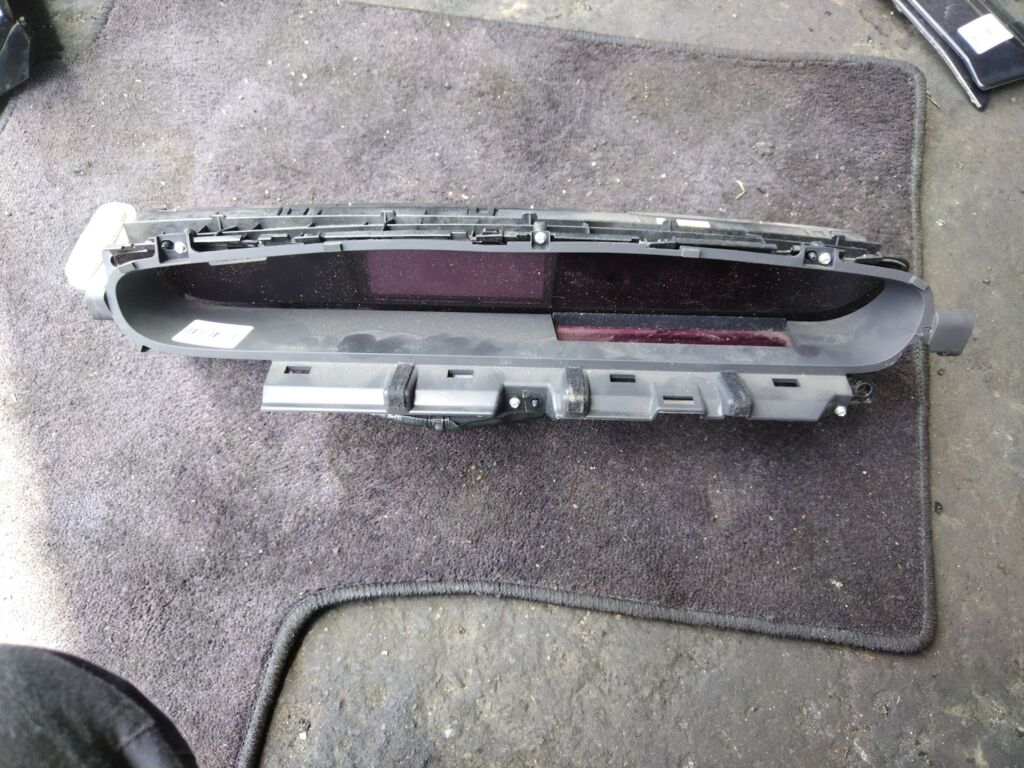 Спидометр на Toyota Prius ZVW30 2ZR-FXE 83800-47880