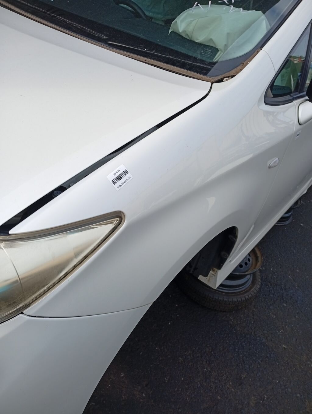 Крыло переднее на Toyota Wish ZGE25G, Левое расположение