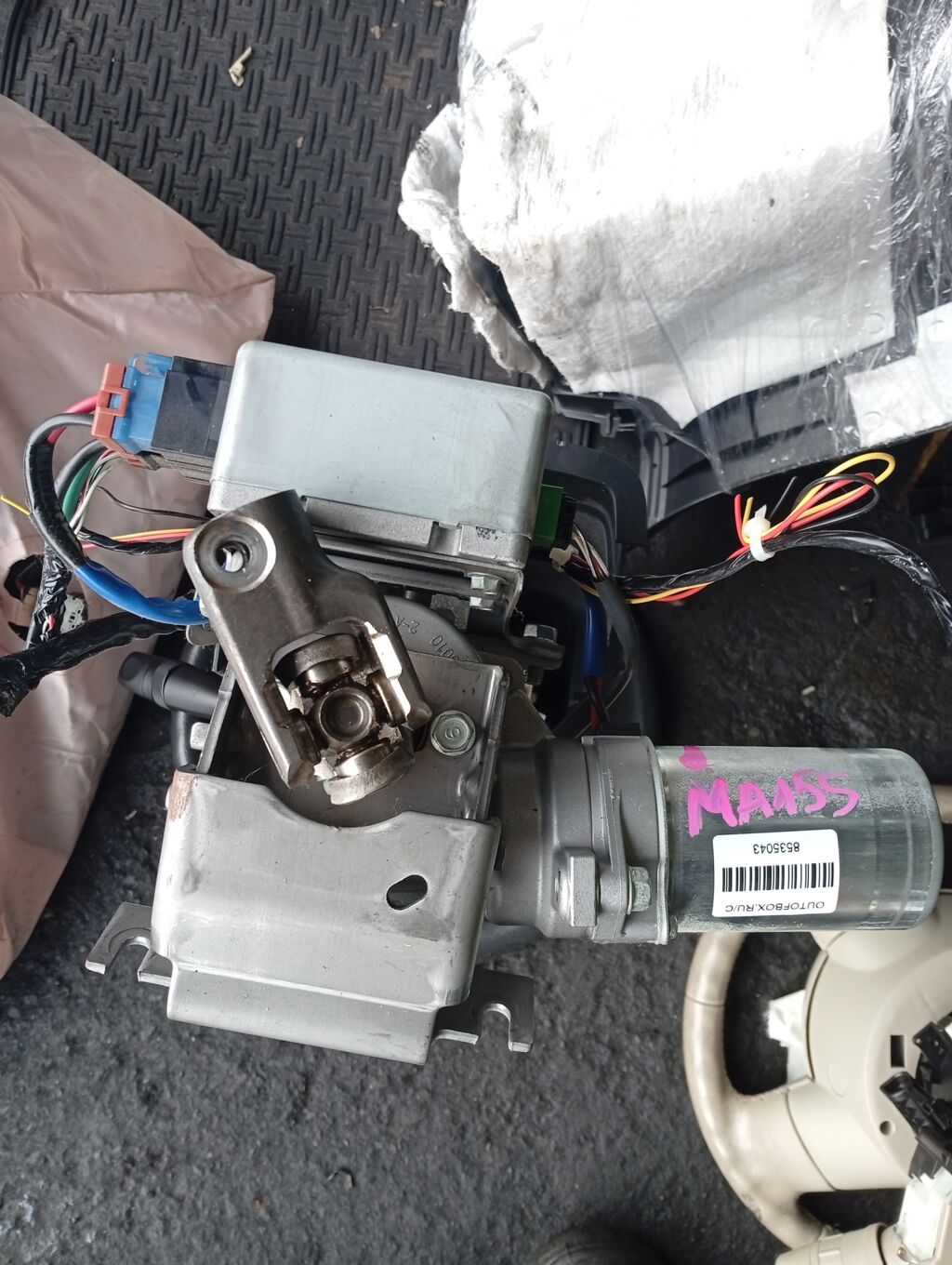 Рулевая колонка на Suzuki Solio MA15S