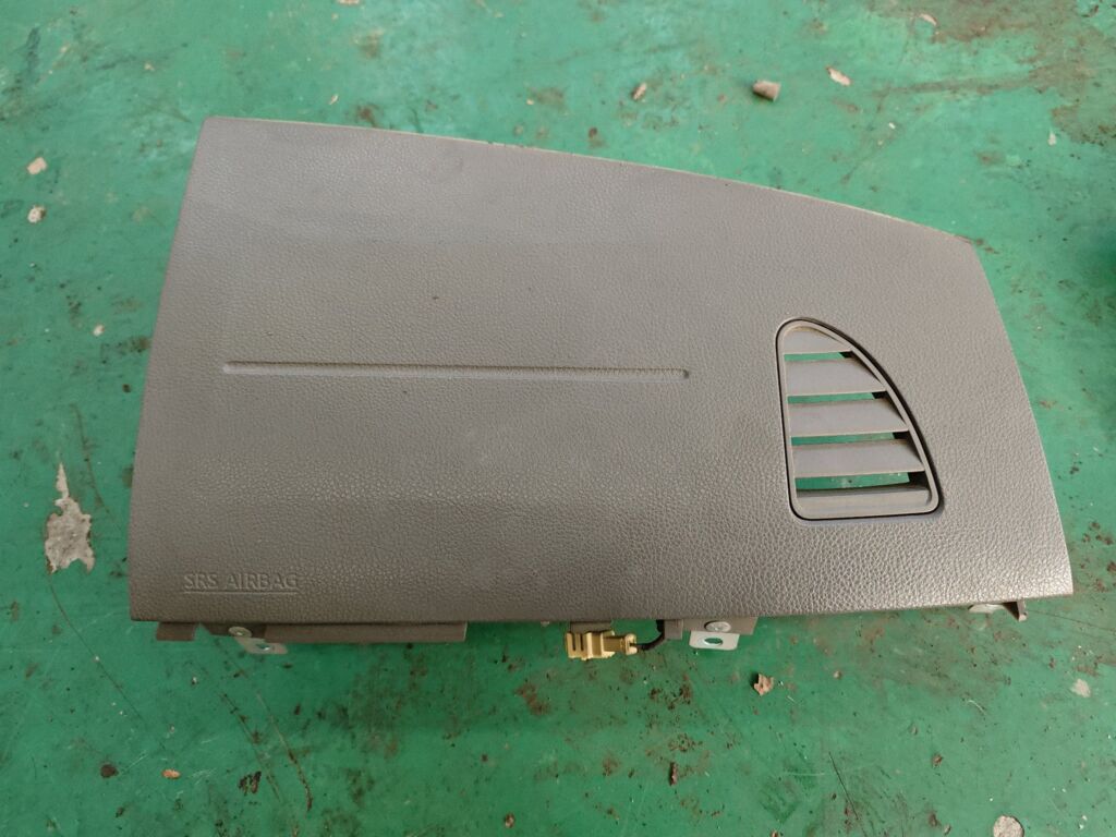 Air bag на Nissan Tiida C11, Правое расположение