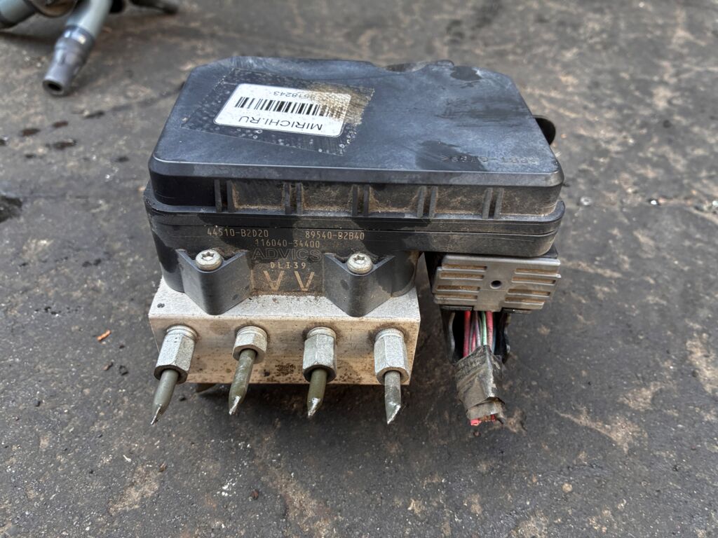 Блок ABS на Daihatsu Move LA100S KF-VE 44510-B2D20  89540-B2B40  116040-34400