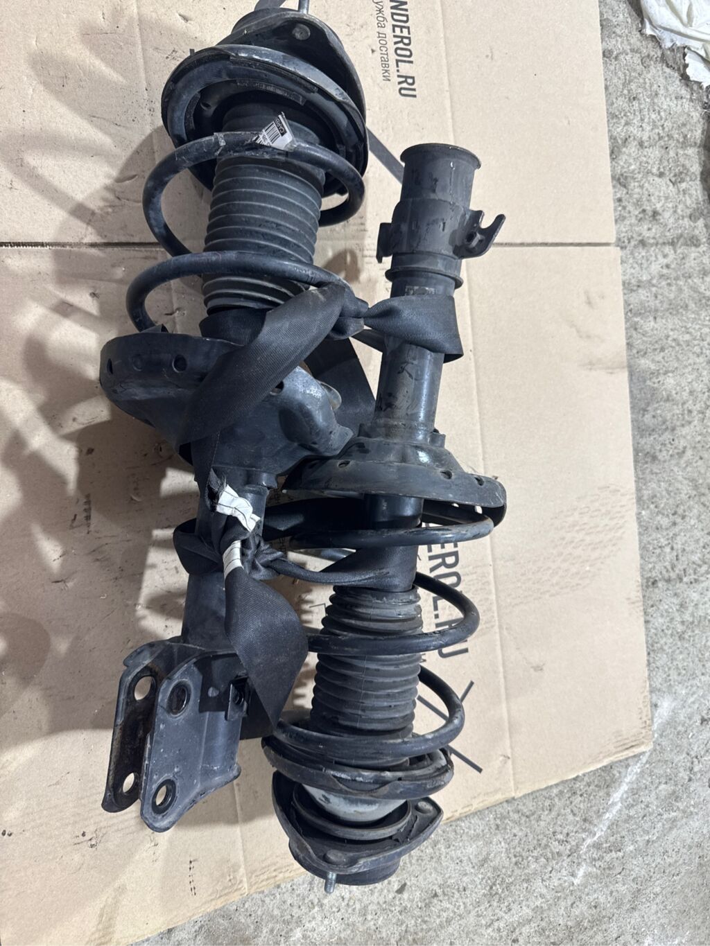 Стойка амортизатора на Subaru Forester SG5 EJ205, Переднее расположение