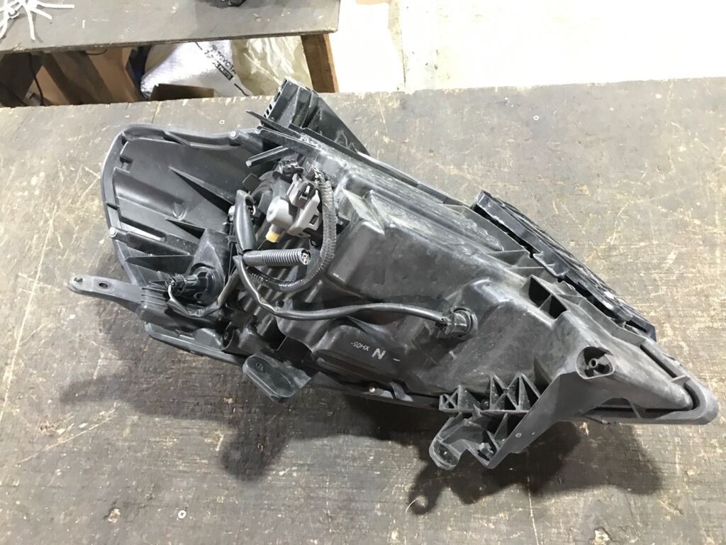 Фара P7779 P7779 на Nissan Tiida C11 Фото 3