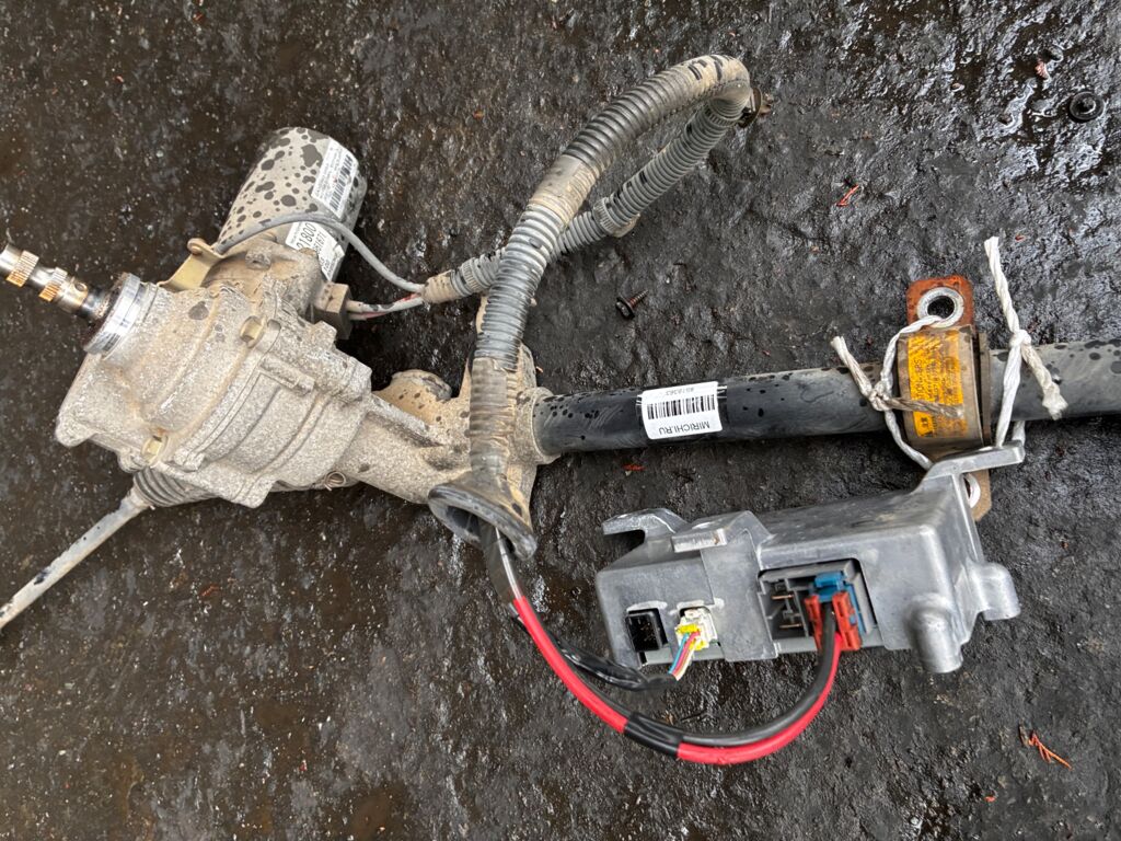 Рулевая рейка на Mitsubishi Colt Z25A 4G19