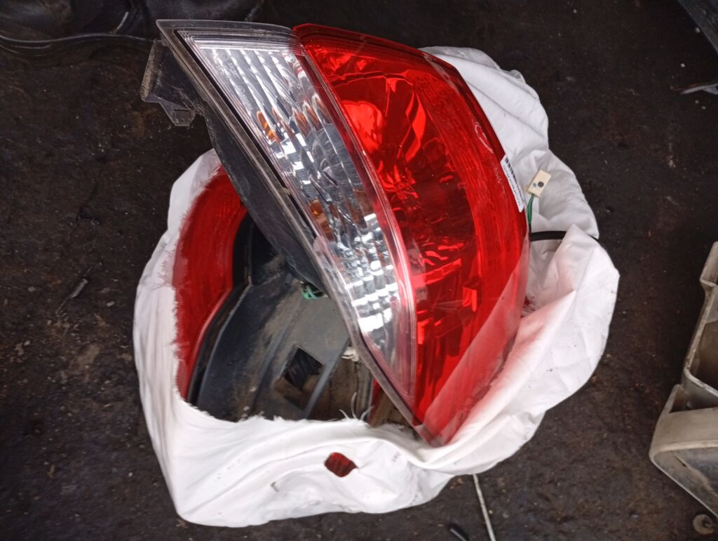 Стоп на Subaru Legacy Wagon BR9 220-20067