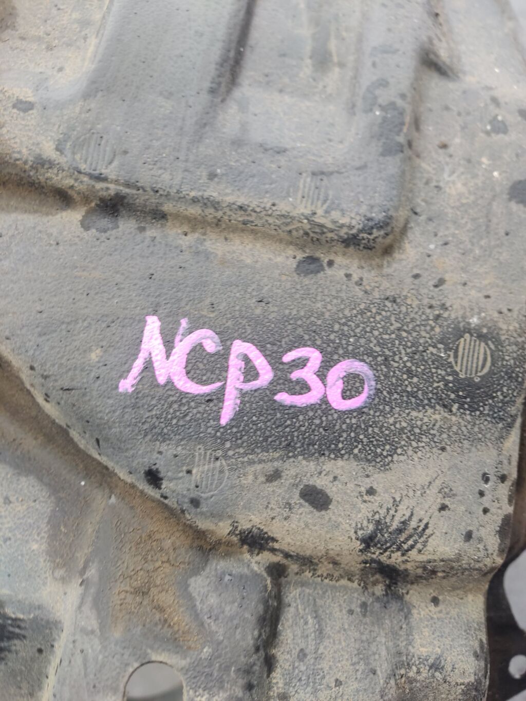 Подкрылок на Toyota Bb NCP30 2NZ-FE 53875-52020, Переднее Правое расположение