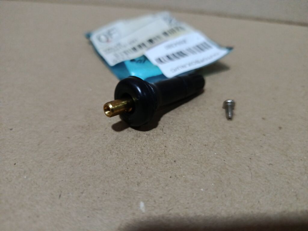 Клапан на Ford Mondeo QUATTRO FRENI QF00T01691 9L3Z1700A