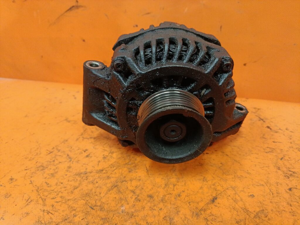 Генератор на Honda Stepwgn RF3 K20A Фото 3
