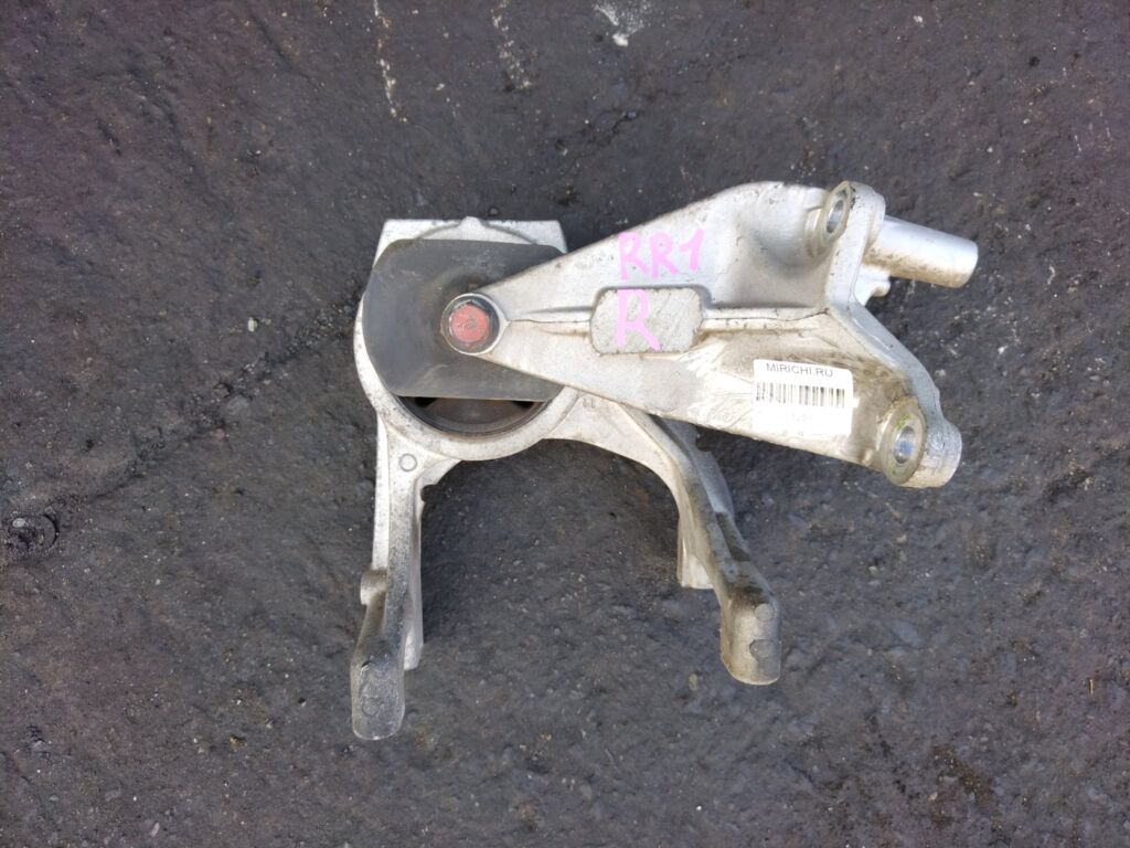 Подушка двигателя на Honda Elysion RR1 K24A, Заднее расположение