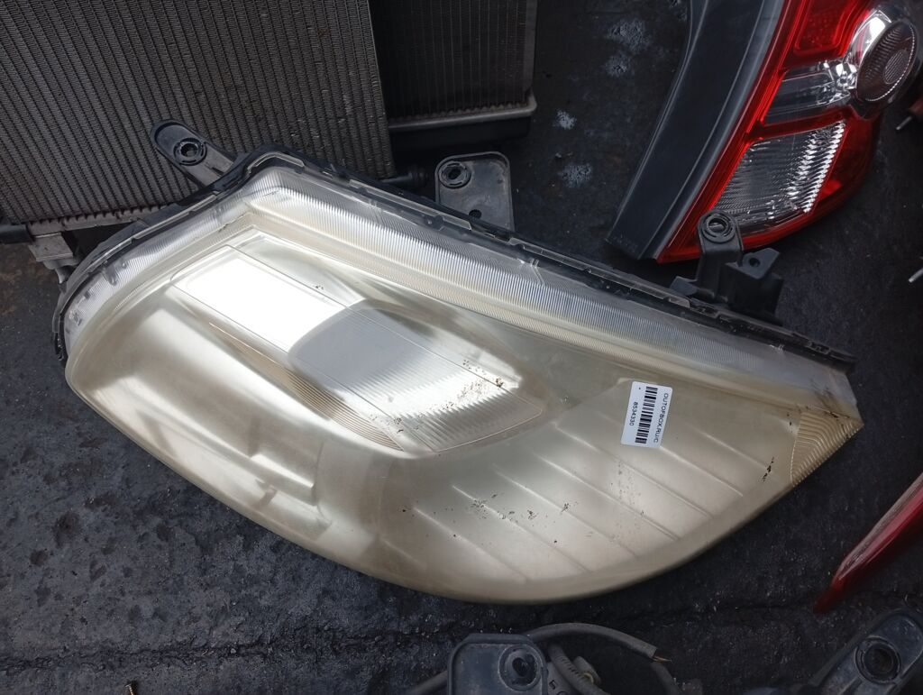 Фара на Nissan Tiida C11 P7779, Правое расположение