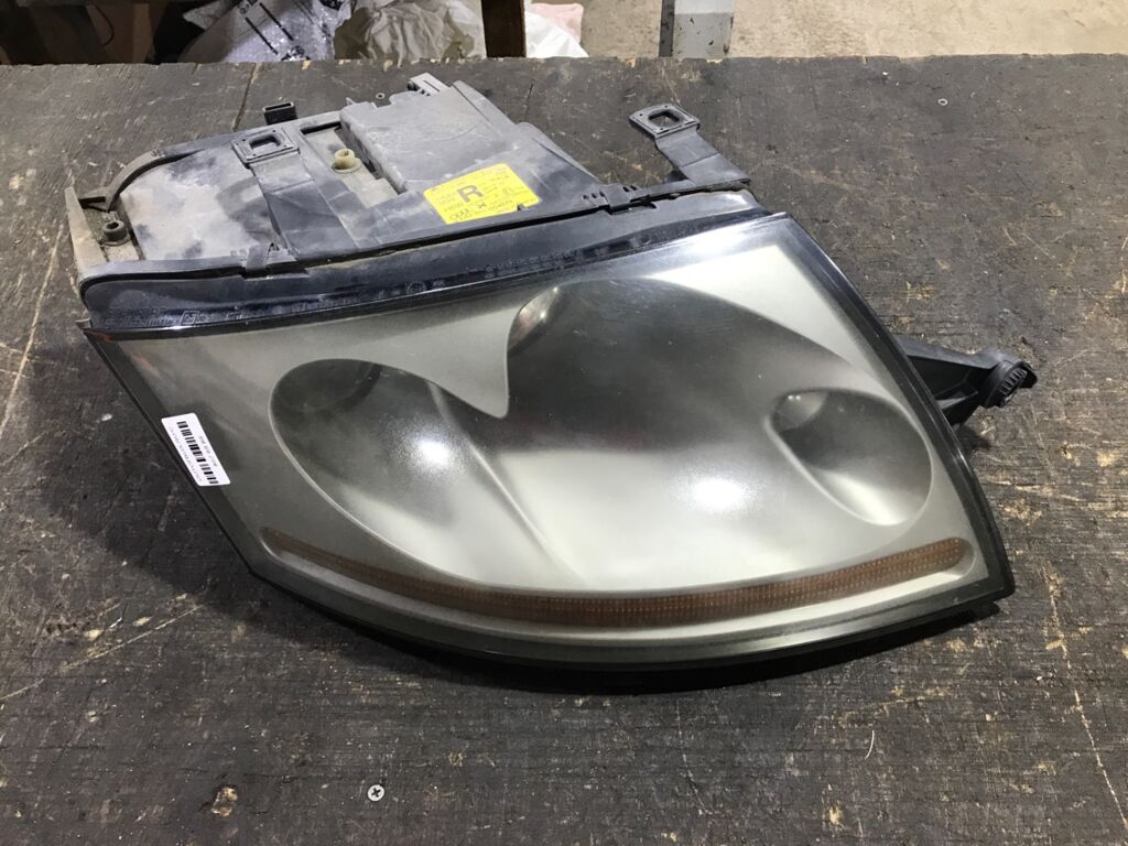 Фара на Audi Tt 8N 8NO941004BN 8NO941004BN, Правое расположение