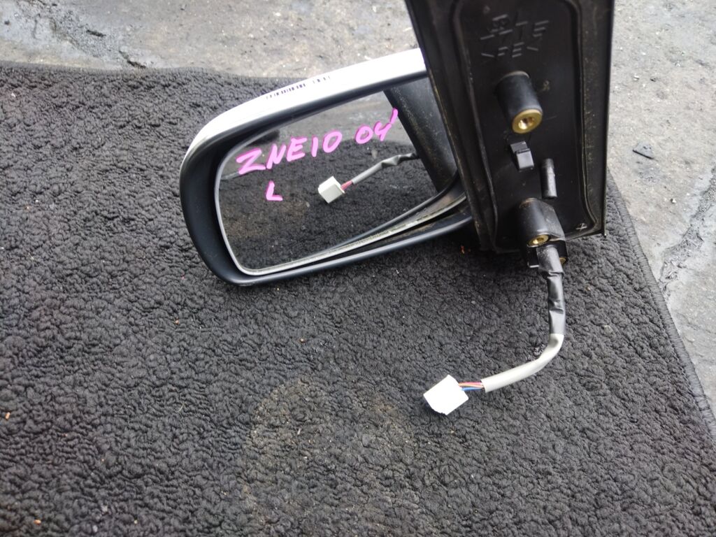 Зеркало двери боковой на Toyota Wish ZNE10G, Левое расположение