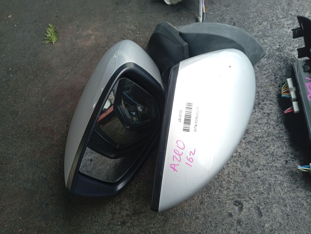 Зеркало двери боковой на Nissan Leaf AZE0
