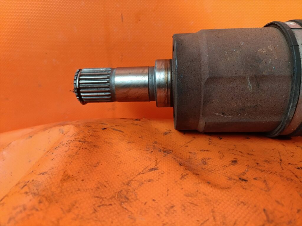 Привод на Honda Stream RN6 R18A, Переднее Правое расположение