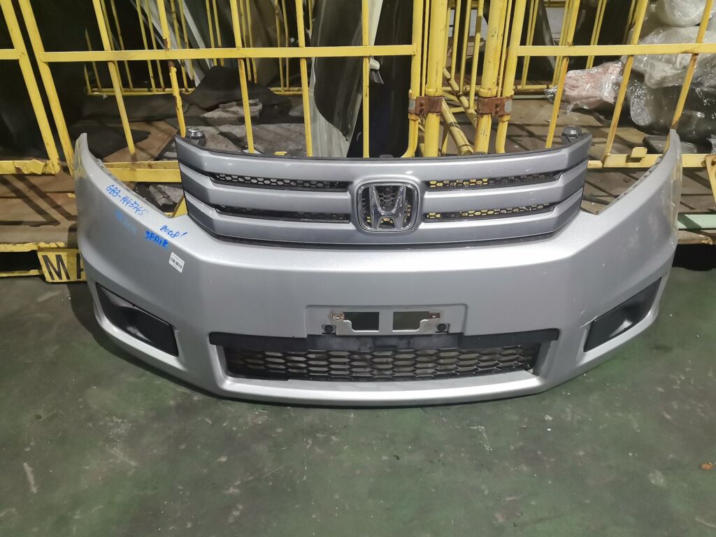 Бампер на Honda Freed Spike GB3, Переднее расположение