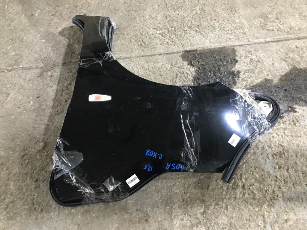 Крыло переднее на Mitsubishi Mirage A05A, Левое расположение