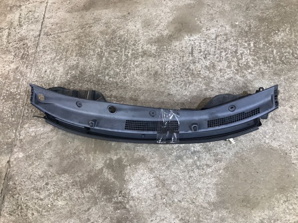 Решетка под лобовое стекло на Daihatsu Move LA110S 55708-B2150