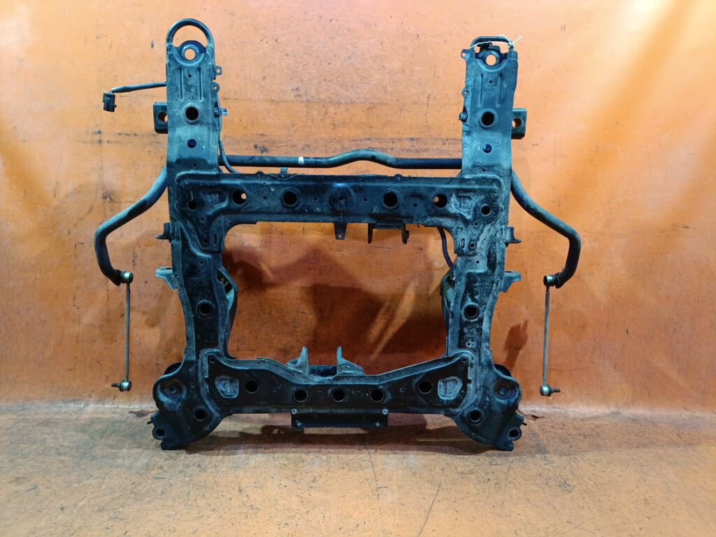 Балка под ДВС на Suzuki Escudo TDA4W J24B 45800-80K00, Переднее расположение