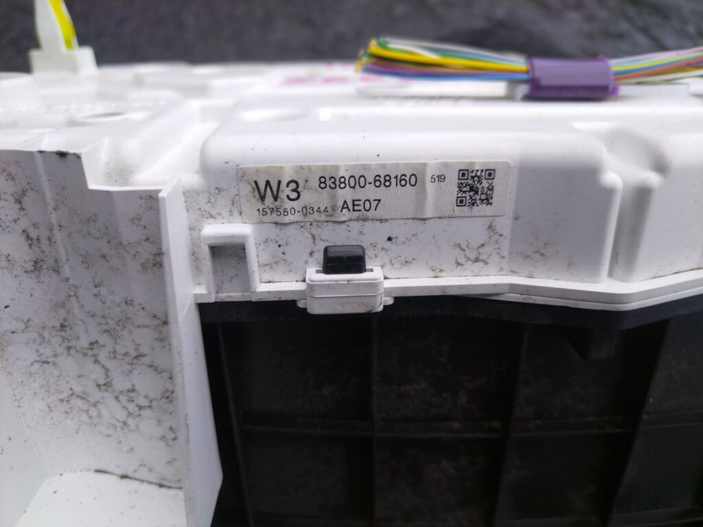 Спидометр на Toyota Wish ZGE20G 2ZR-FAE