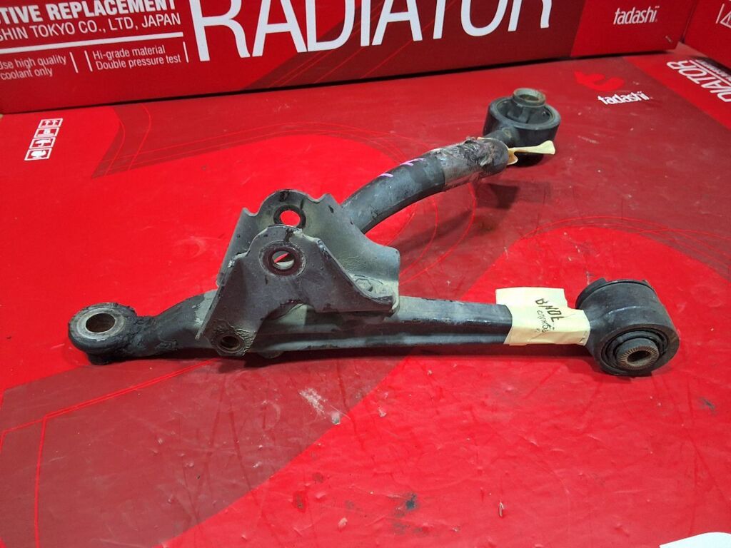Рычаг на Toyota Mark II GX110 1G-FE 48068-22130  48068-22140  UQ-075-8542, Переднее Правое Нижнее расположение