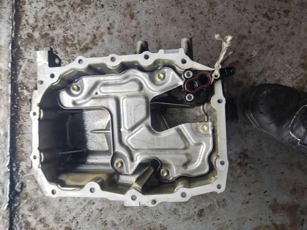 Поддон на Toyota Passo KGC30 1KR-FE