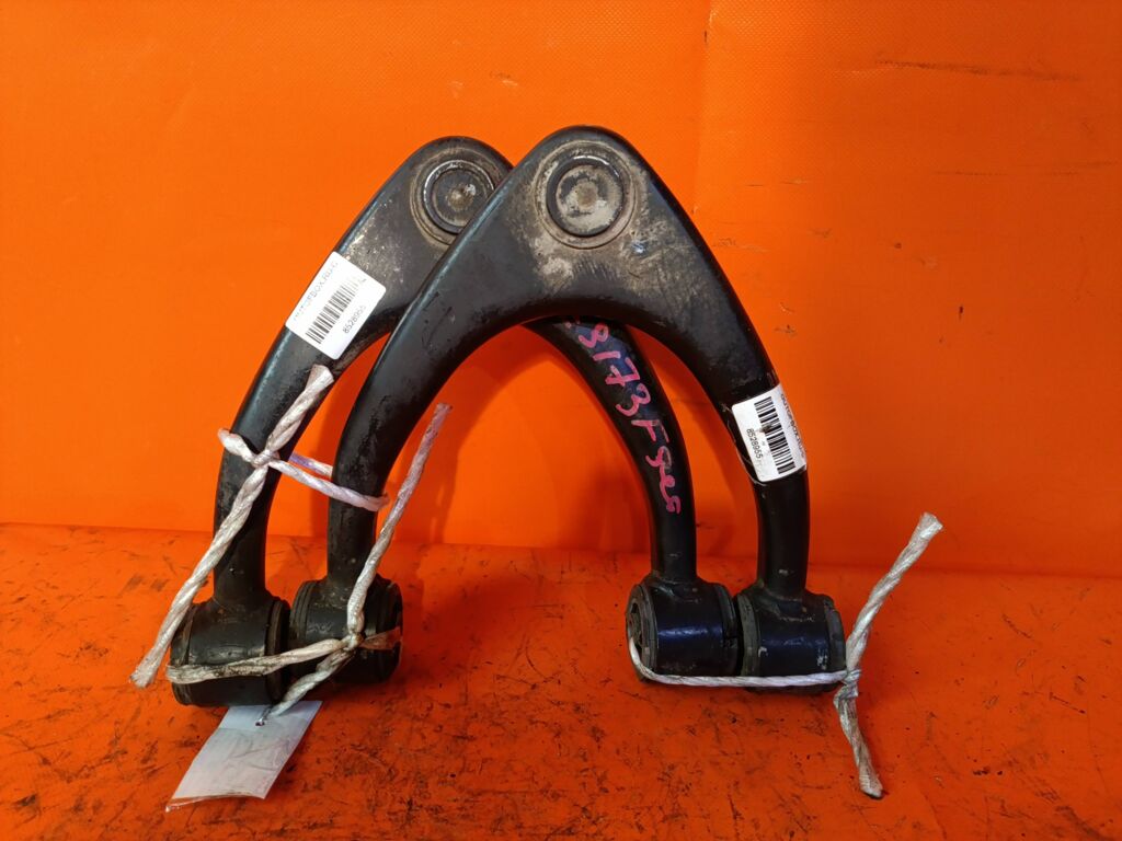 Рычаг на Toyota Crown Estate JZS173W 1JZ-GE 48610-39115  UQ-075-9257, Переднее Верхнее расположение