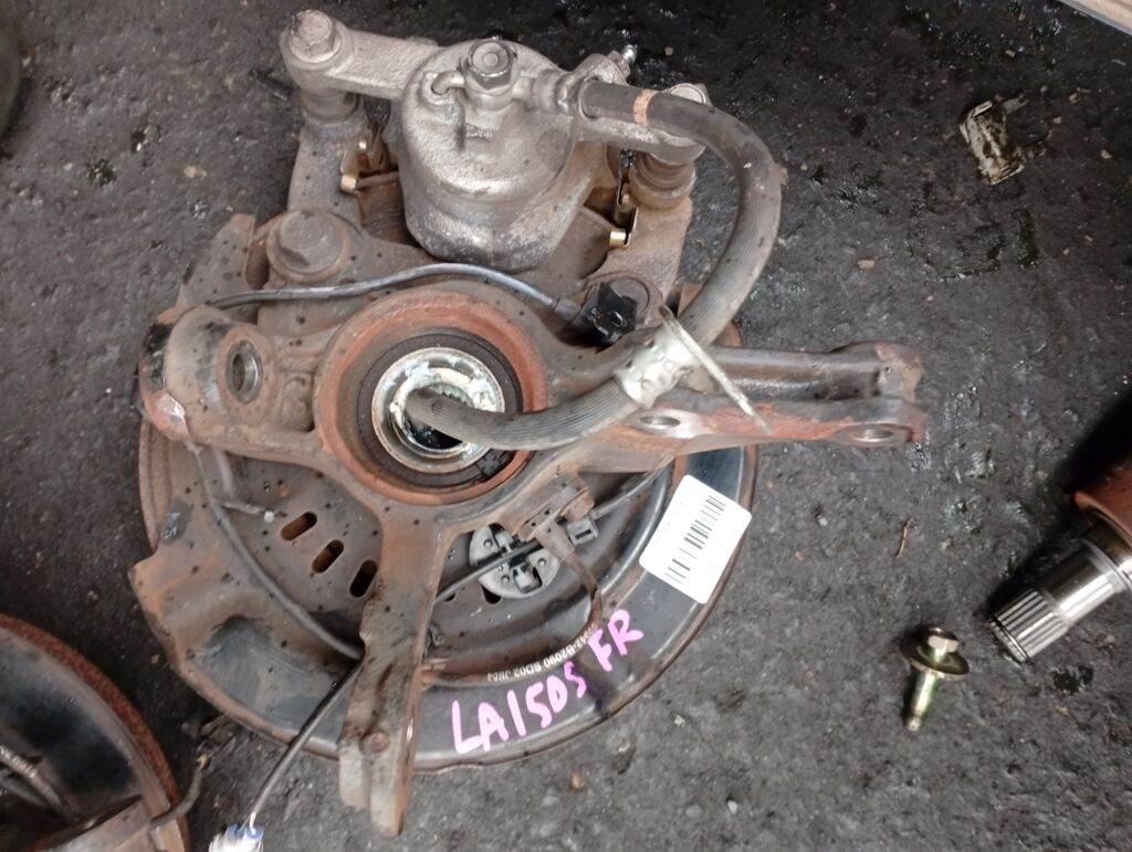 Ступица на Daihatsu Move LA150S KF-VE, Переднее Правое расположение