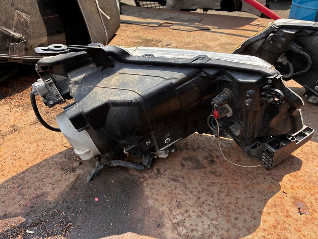 Фара на Honda Freed Spike GB3 100-22068, Левое расположение