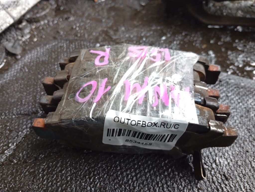 Тормозные колодки на Toyota Isis ANM10G 1AZ-FSE 0 986 424 762  0 986 TB2 393  025 236 4616W  04460-28040  04466-28030  04466-28040  04466-28050  04466-28070  04466-28080  04466-44010  04466-45010  04466D8000  04466YZZE1  0820 02  082002  1001011640  191427  2364601  2364616005T4067  236461651  282002  363700201343  402B0300  446028040  446628040  446644010  6260996  8110 13027  82002  831 002SX  8DB 355 027781  8DB355010311  ADB31133  ADB31133HD  AFP443S  AN-639WK  AS-T434M  AY060-TY021  B111164  BBP1838  BC1530  BP001710  BP43382  BP901710  CBP31133  CMX995  D2198  D2198M-02  DIS21151  DP1010100295  ELT995  F 03B 150 127  FB210852  FO 907481  HKTTY025  LVXL1107  MDB2115  MKD995  MN-368M  MX995  NDP-328C  NP1042  P 83 056  P920302  PAD1238  PBP1530  PF-1449  PN1449  QP4295  RNZ311  SBP1530  SN679P  T1343  T361A15  TD-086-1449  TD1449  V9118B032, Заднее расположение