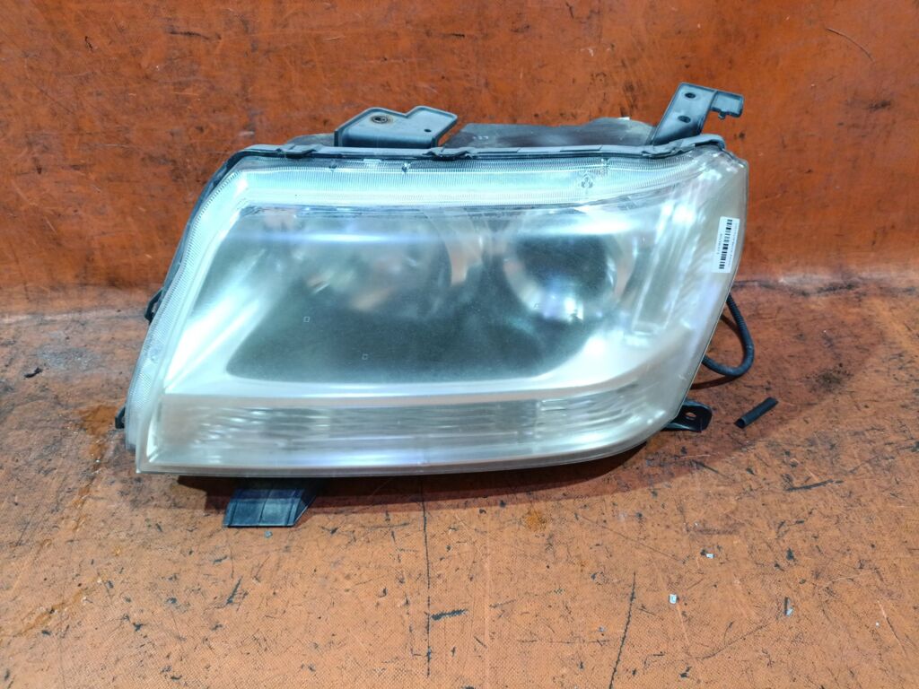 Фара на Suzuki Escudo TD94W 100-59087, Левое расположение