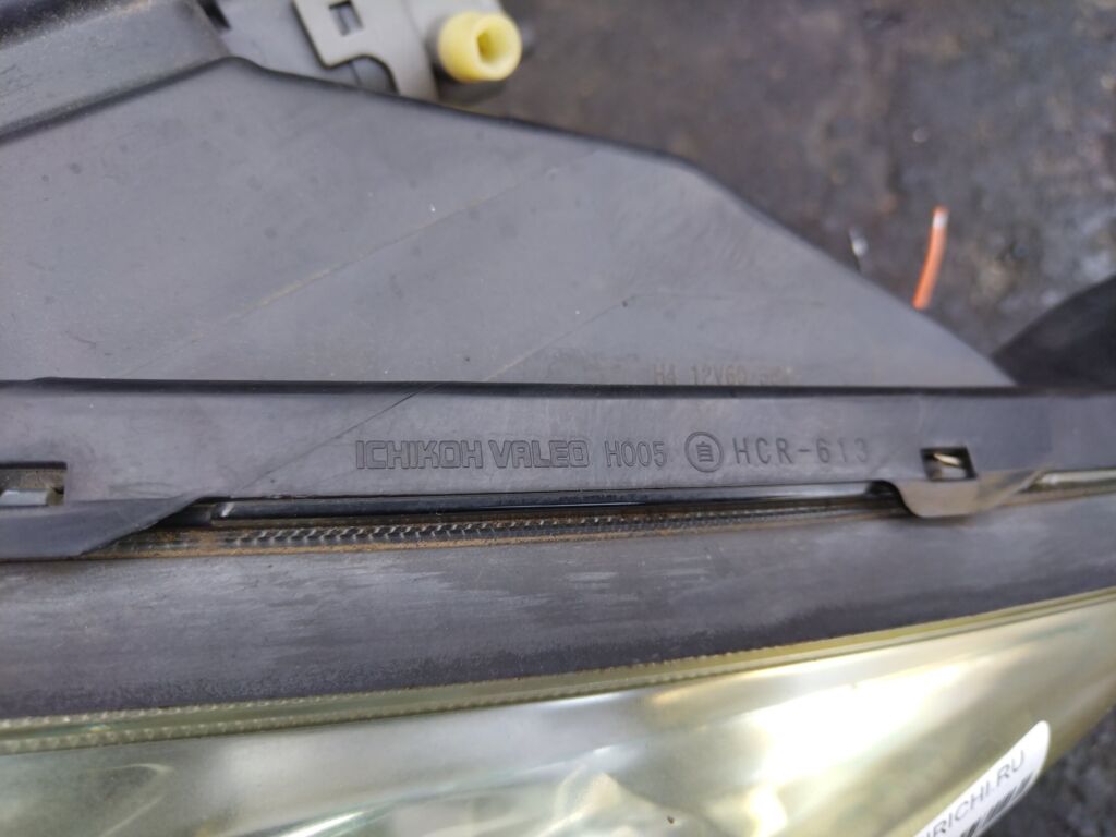 Фара на Nissan Note E11 H005, Левое расположение