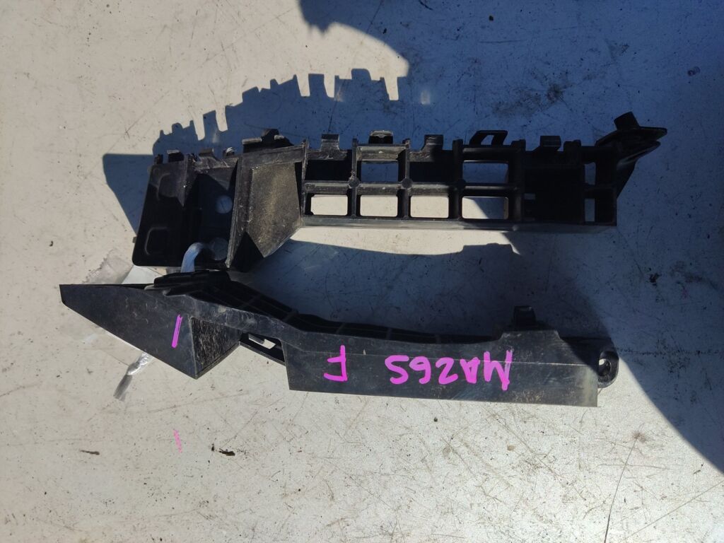 Крепление бампера на Suzuki Solio MA26S 71732-81P0  71731-81P0, Переднее расположение