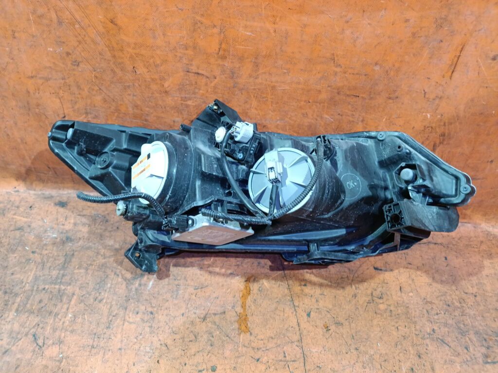 Фара на Honda Insight ZE2 100-22878 217-1171L-EM7  33150-TM8-J01, Левое расположение