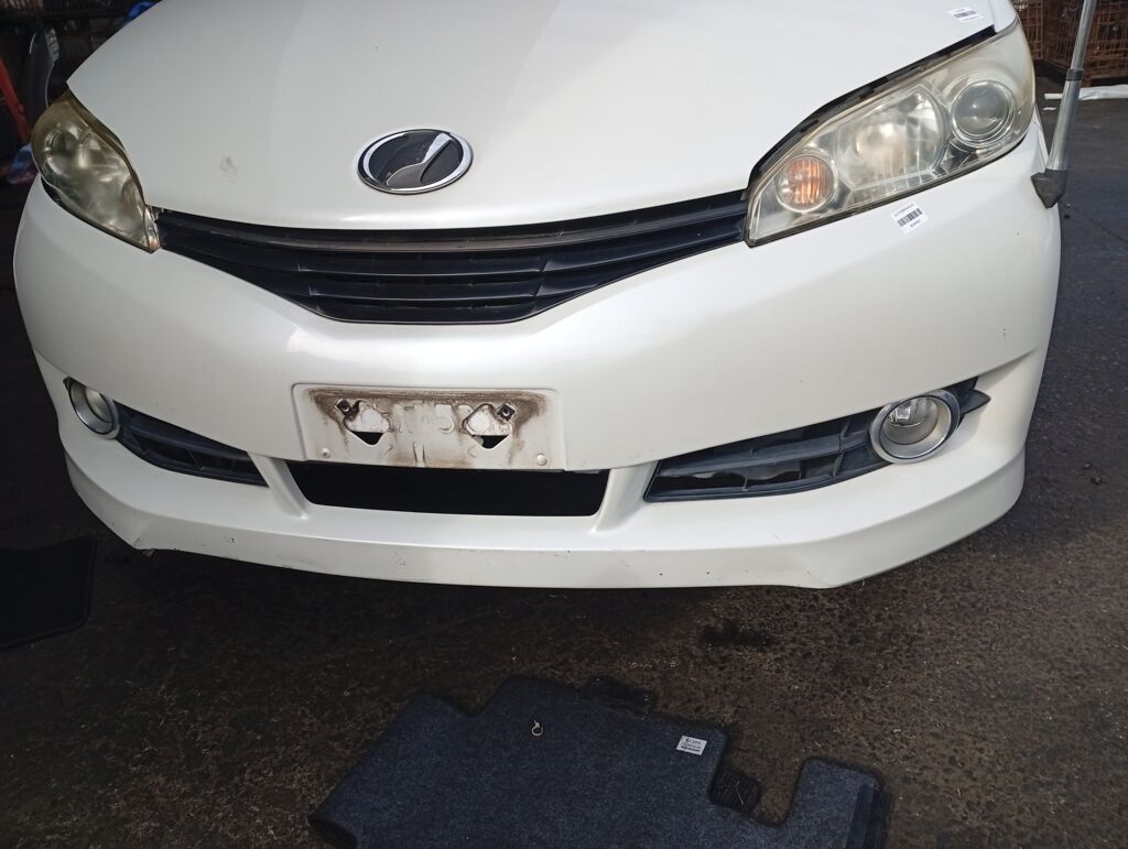 Бампер 0D-2 0D-2,52119-68090 на Toyota Wish ZGE25G Фото 2