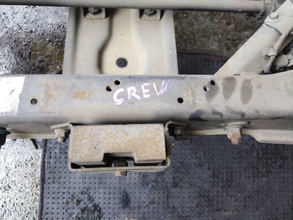 Балка подвески на Mazda Premacy CREW LF-DE, Заднее расположение